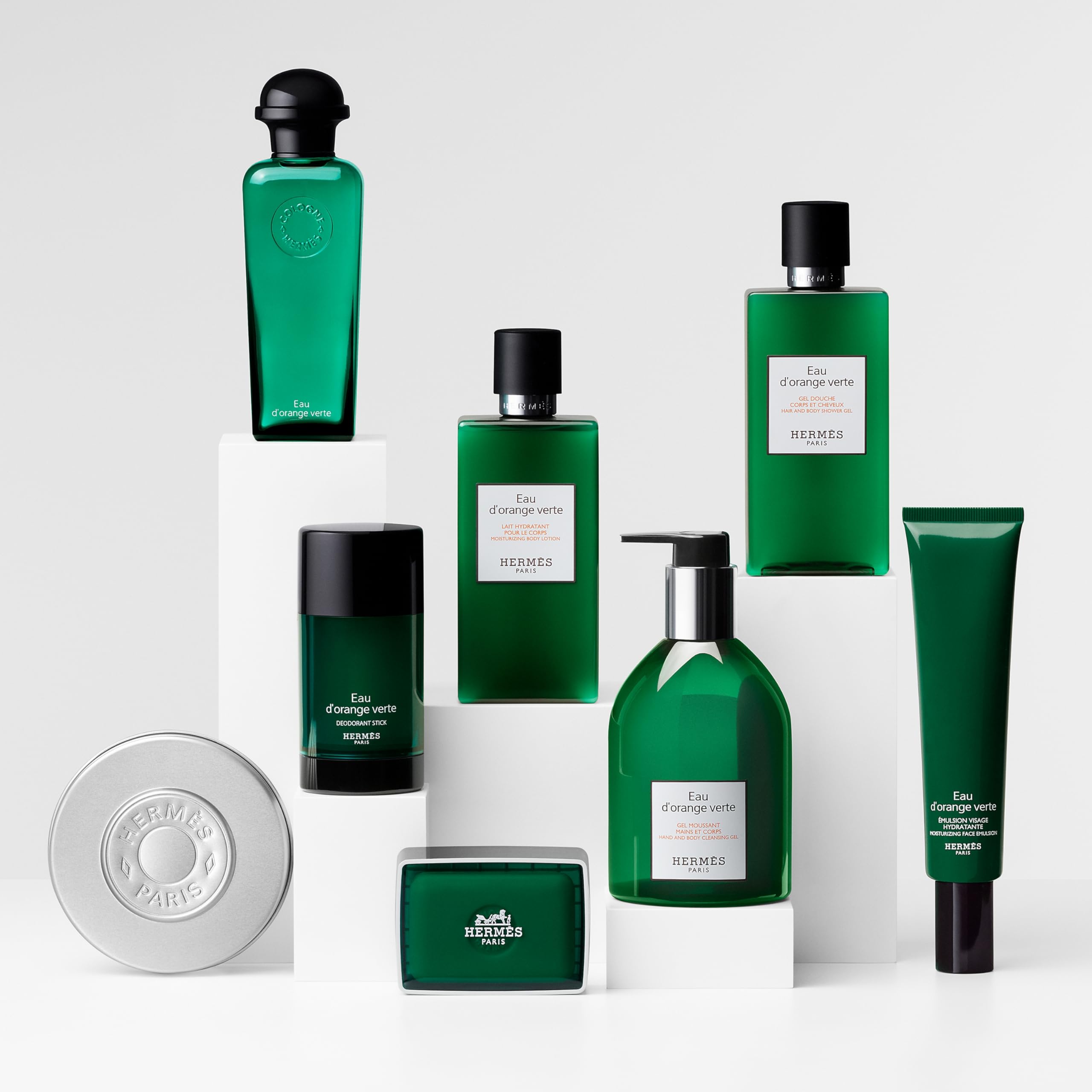 Hermès Eau d'Orange Verte leaves hair shiny with a subtle scent.