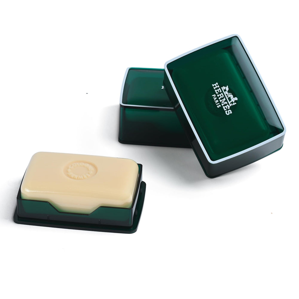 Hermes Eau Orange Verte box with green logo, compact packaging ideal for gifting.