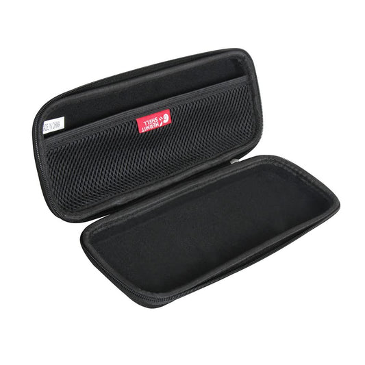 Hermitshell travel case zipper closure keeps contents secure on the move.
