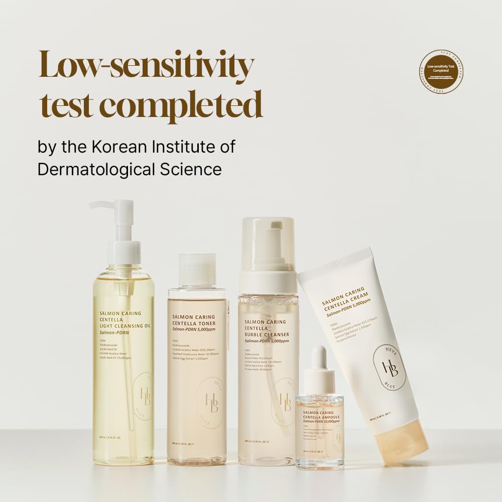 HEVEBLUE Centella water-rich ingredients emphasize soothing skin nourishment.