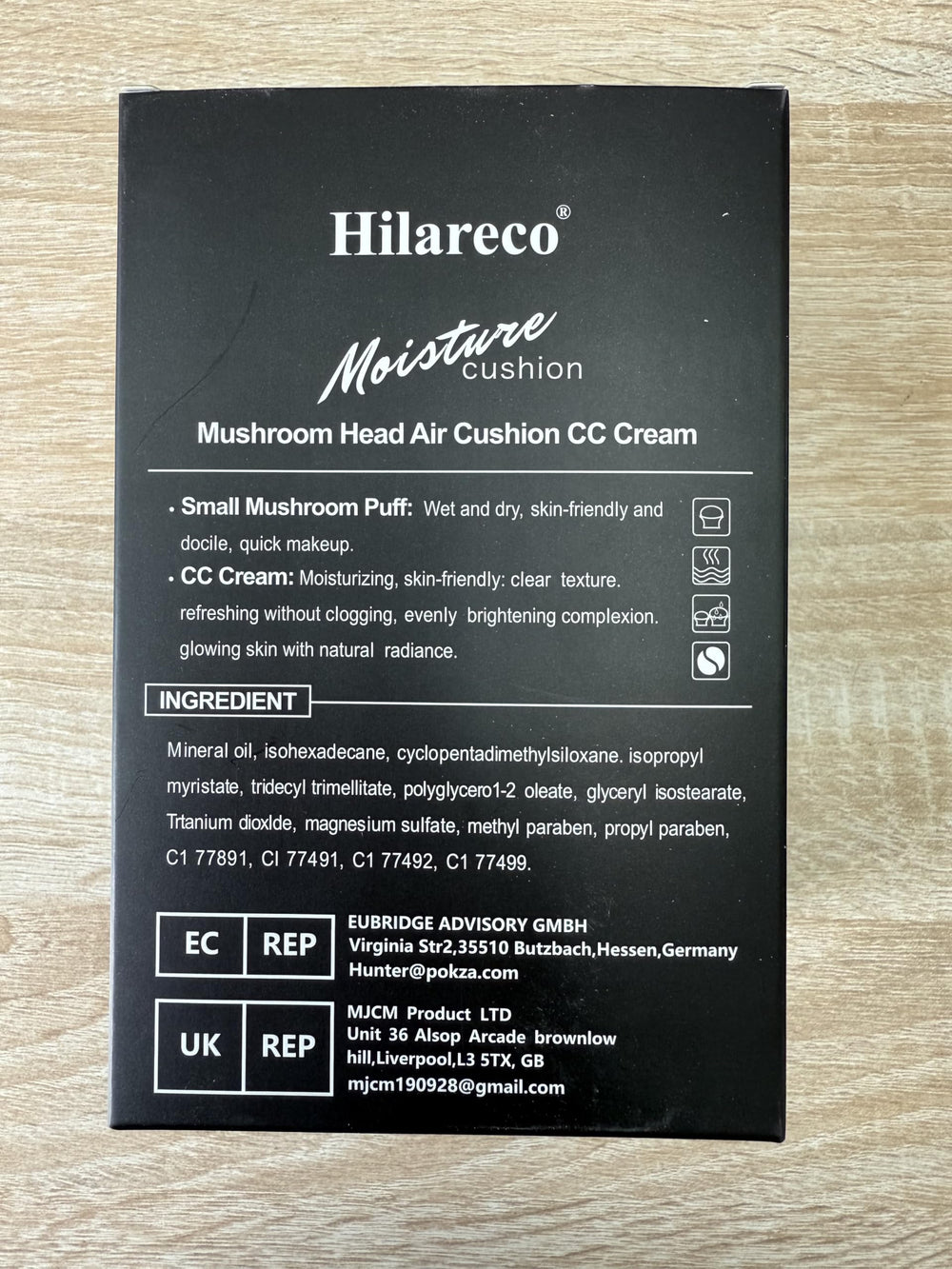 Hilareco long-lasting makeup finish stays fresh through the day.