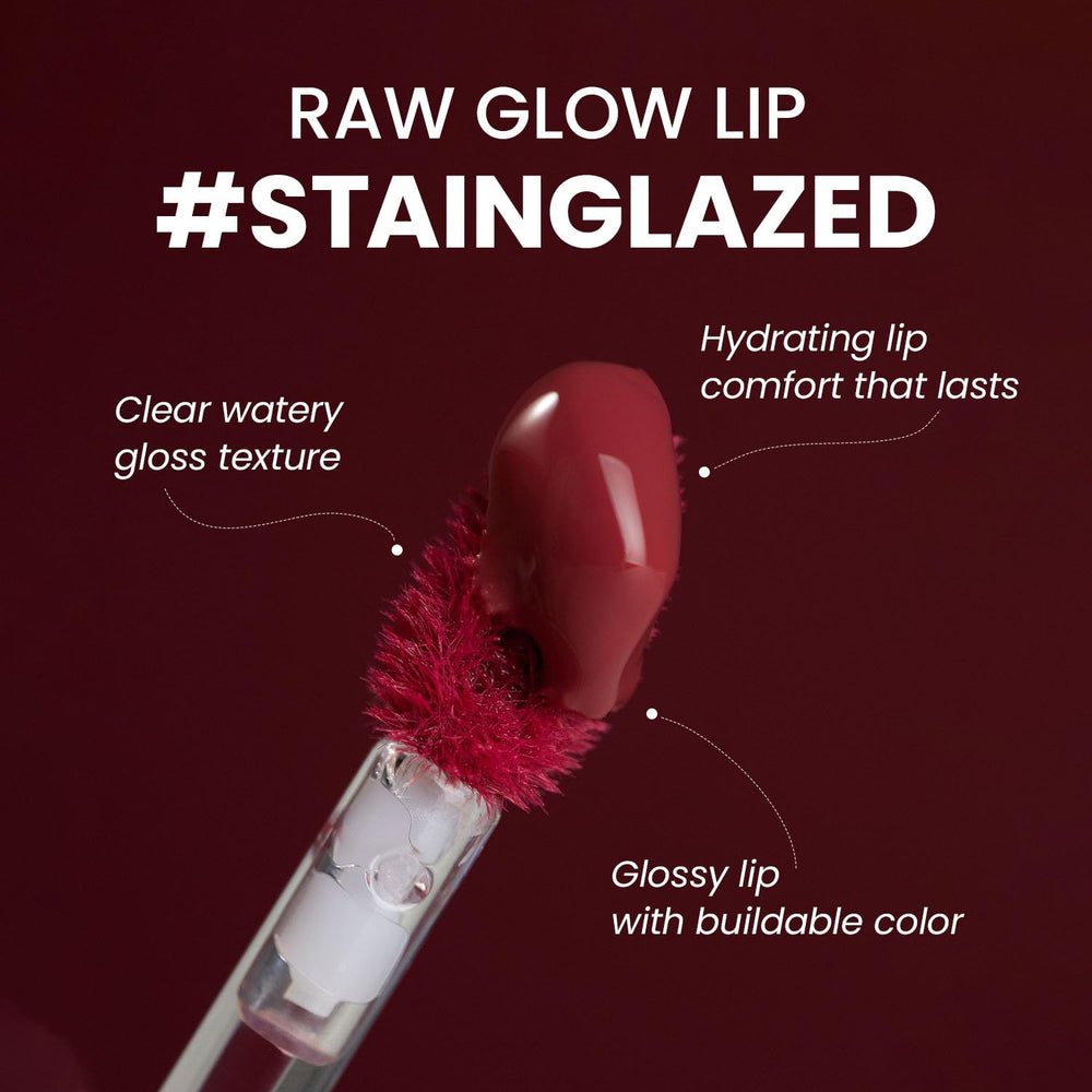 Close-up of glossy-dewy look with non-sticky comfort for daily wear.