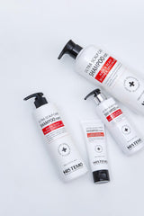 Histemo Ultra Scalp Care Shampoo shows dandruff prevention close-up.