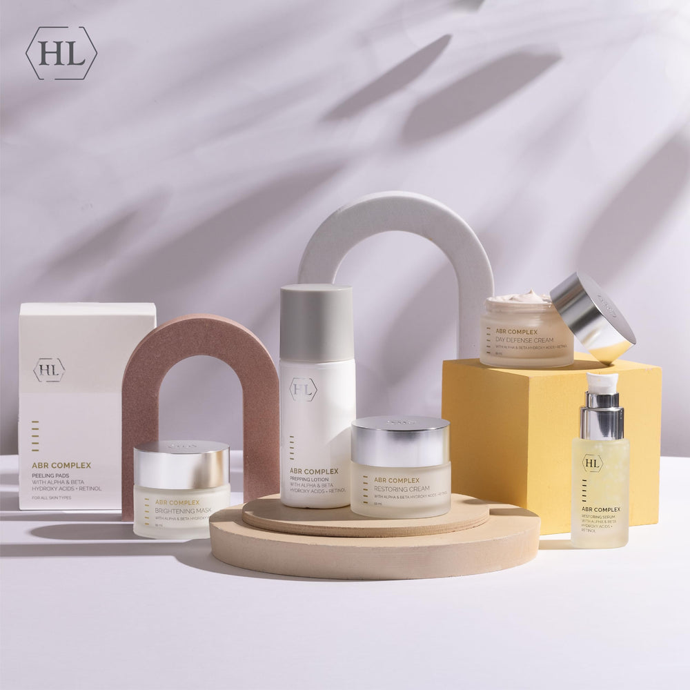 HL ALWAYS ACTIVE ABR Complex applying routine image for morning skincare ritual