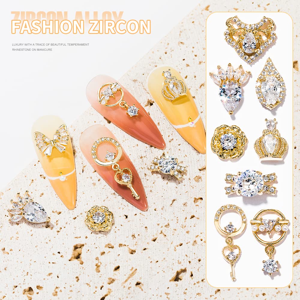 HNUIX 3D dangle charms on a nail with shiny zircon stones