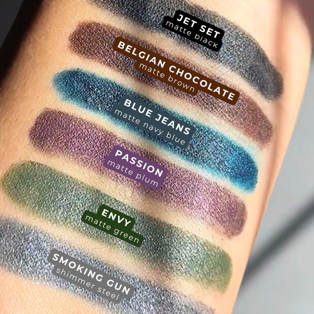 Honeybee Gardens Effortless Eye Liner Passion packaging with recyclable cap