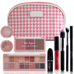 Hot Sugar Eyeliner for precise definition and bold lines