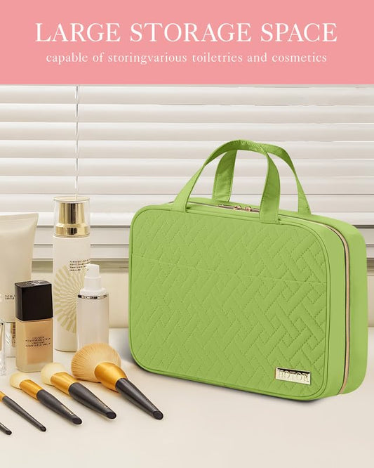 HOTOR bag with four compartments organizes cosmetics and toiletries efficiently on trips