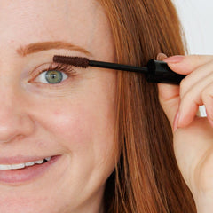 How to Be A Redhead mascara formula close-up emphasizing sensitive-redhead friendly ingredients.