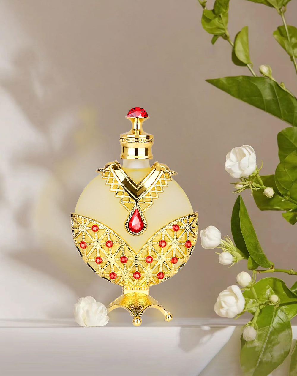 Huibao Gold scent highlights jasmine and rose notes for daily wear.