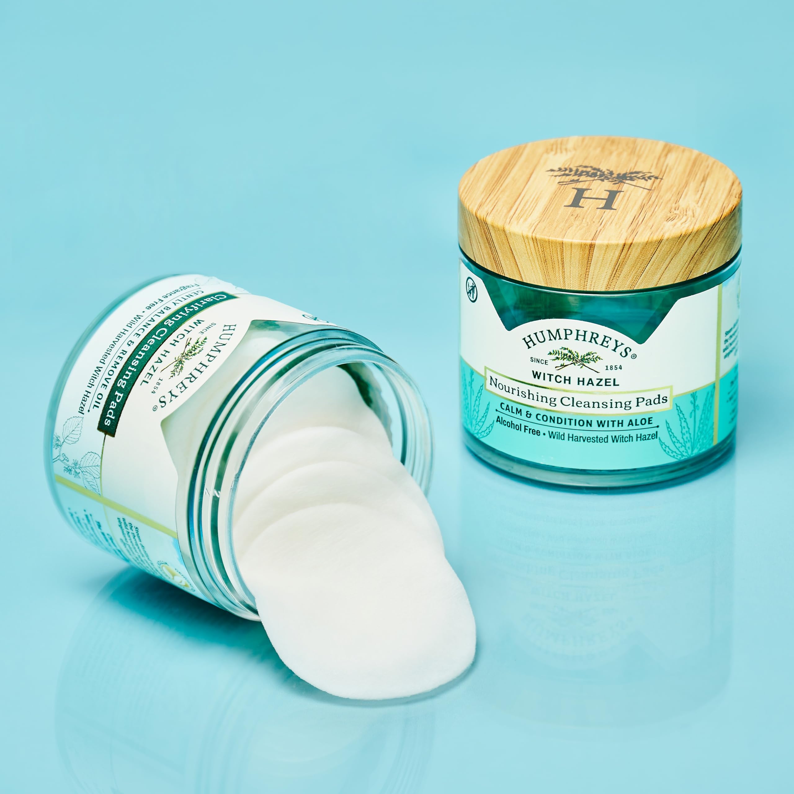 Humphreys Alcohol-free cleansing pad image, ideal for sensitive skin.