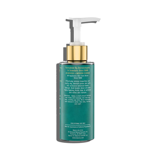 Hylunia Salicylic Facial Cleansing Gel foaming lather image highlights gentle daily cleansing.