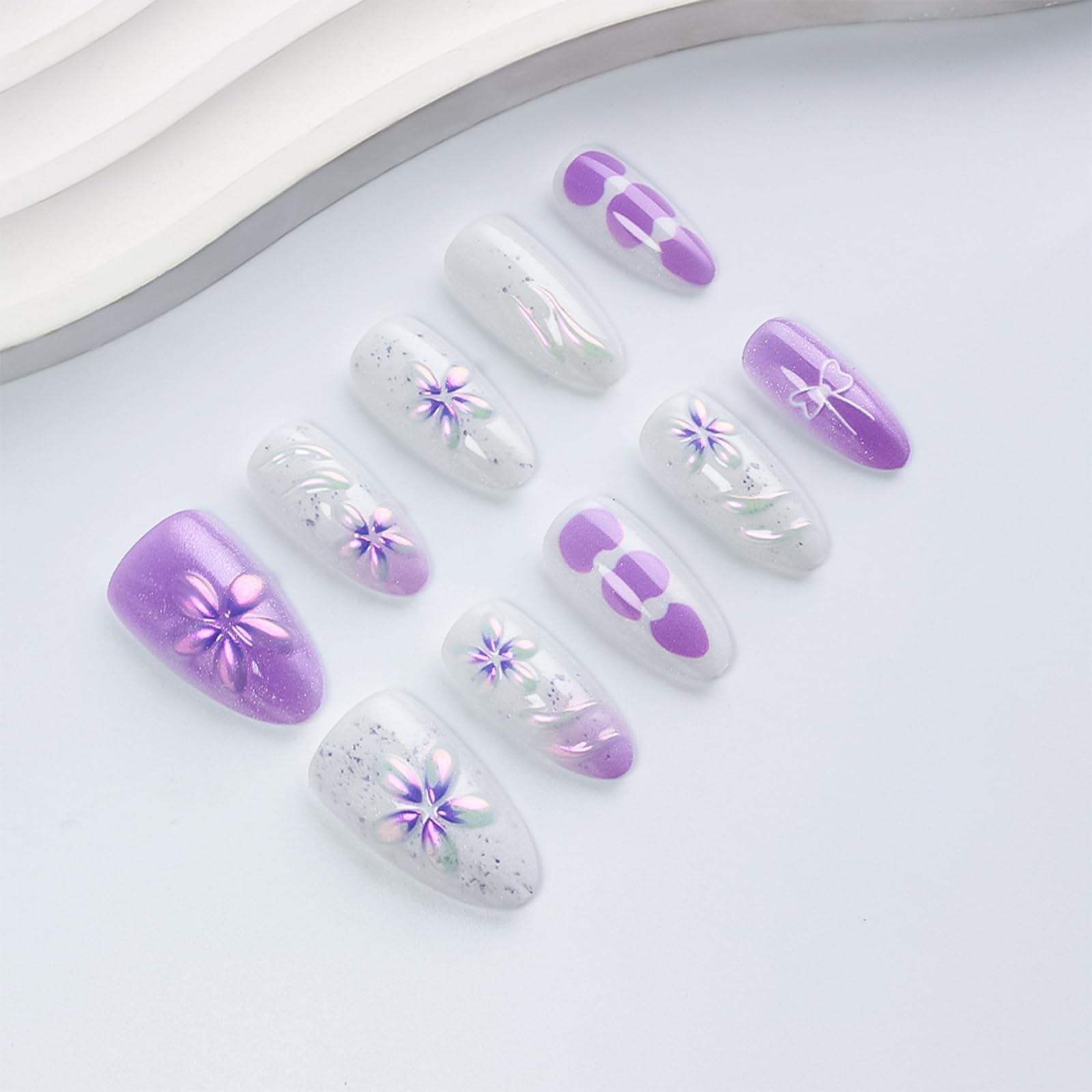 HZJXRT valentines-style design nails enhance outfits for Valentine’s Day and spring.