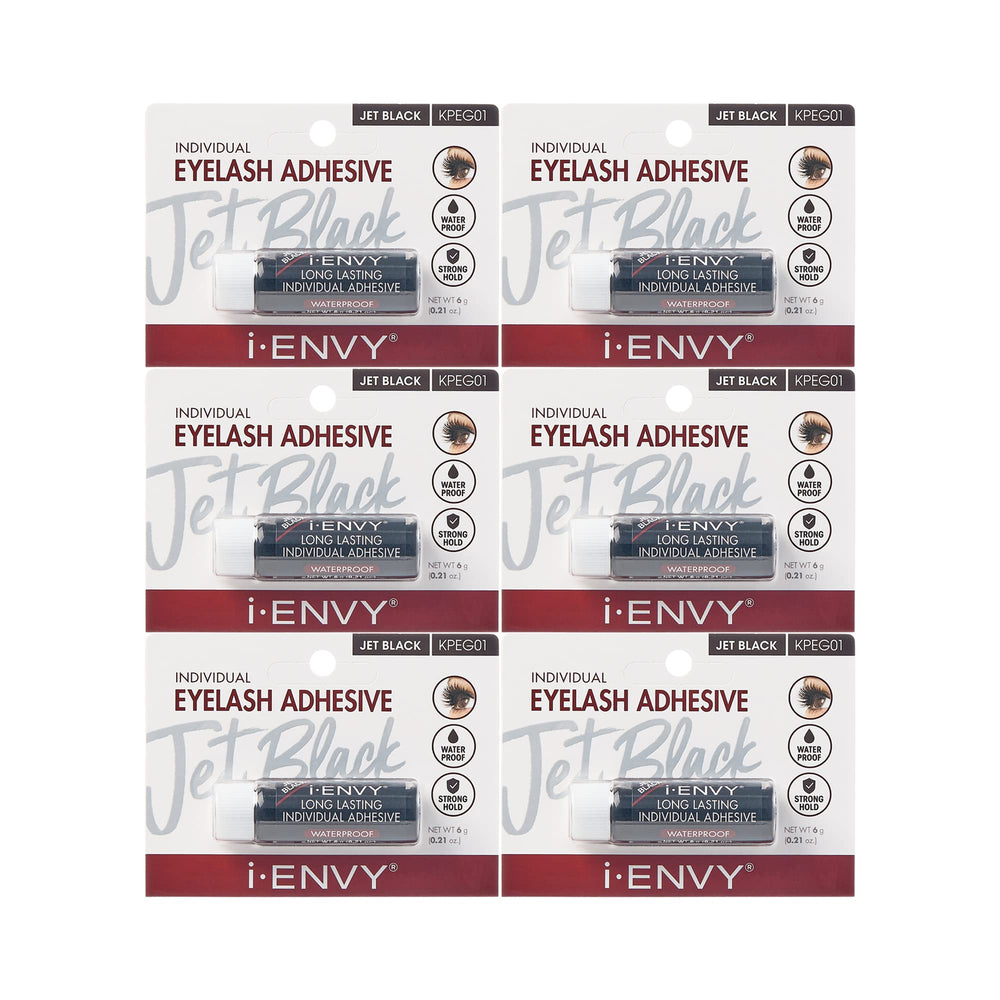i-ENVY lash adhesive dries quickly for instant lash application and seamless result.