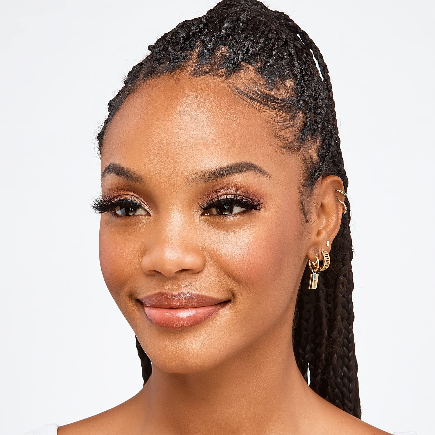i-ENVY Luxury Mink Collection 3D multi-curl detail showing volume and lift