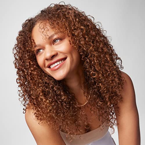 IGK Class of '93 jar on styling routine for defined, touchable curls