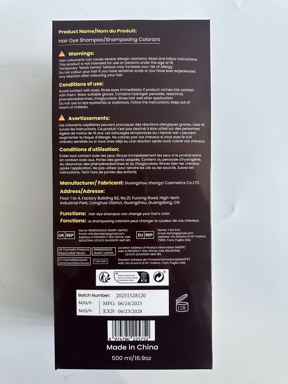 IIIMEIDU Hair Dye Shampoo leaves hair smooth with a natural-looking finish.