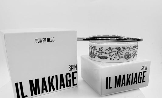 Il Makiage Power Redo bottle close-up, sleek design for quick touch-ups