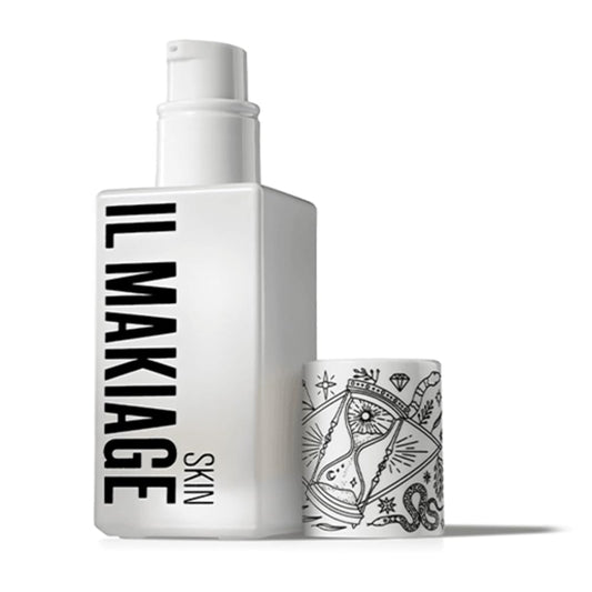Il Makiage Power Serum bottle close-up for nightly skin repair