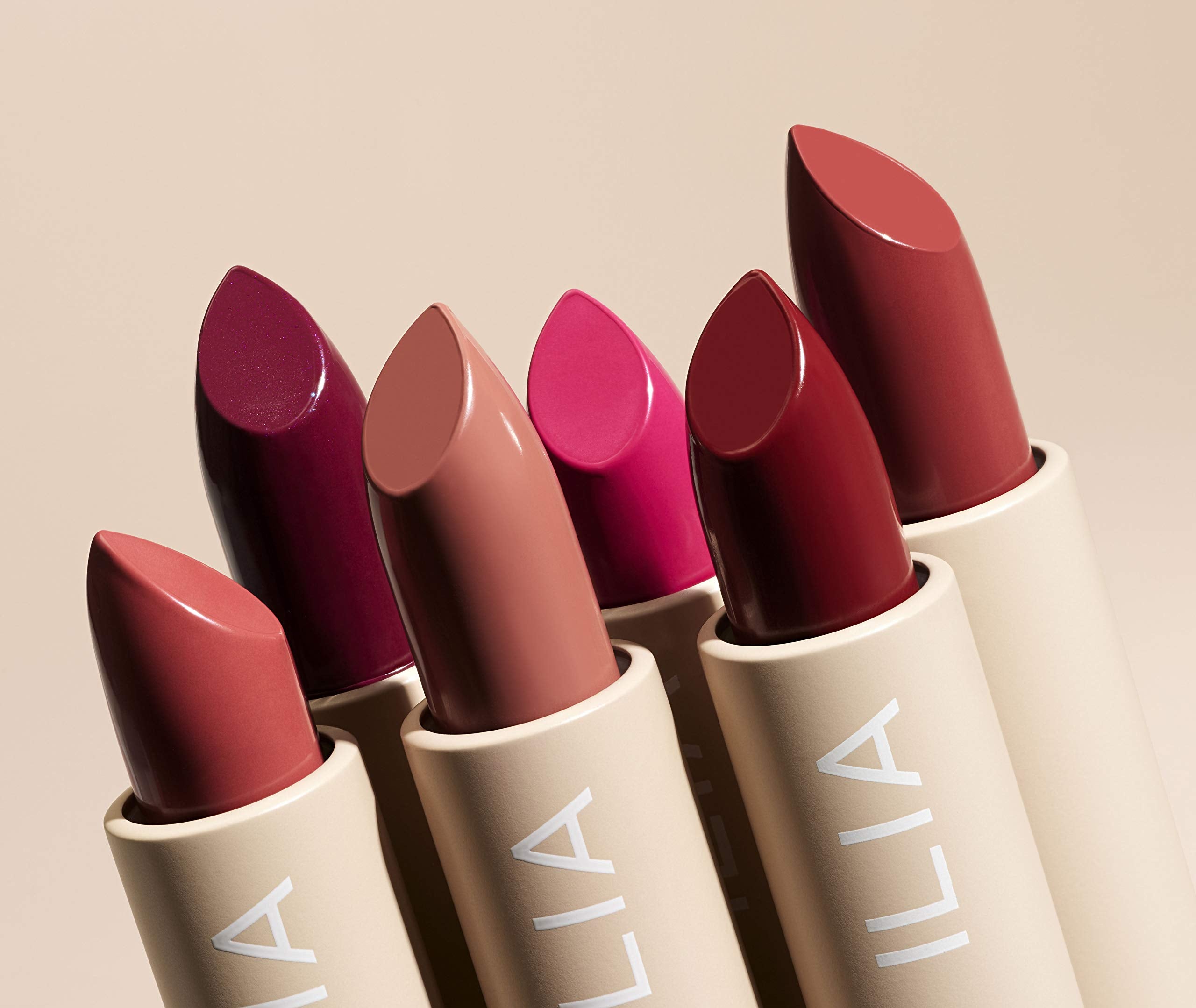 ILIA Amberlight long-wear performance under bright lighting.