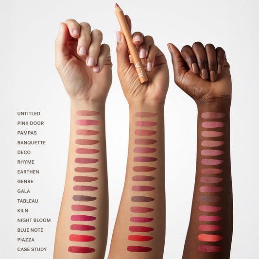 ILIA Lip Sketch Hydrating Crayon Blue Note lips swatch shows creamy pigment and soft-matte texture.