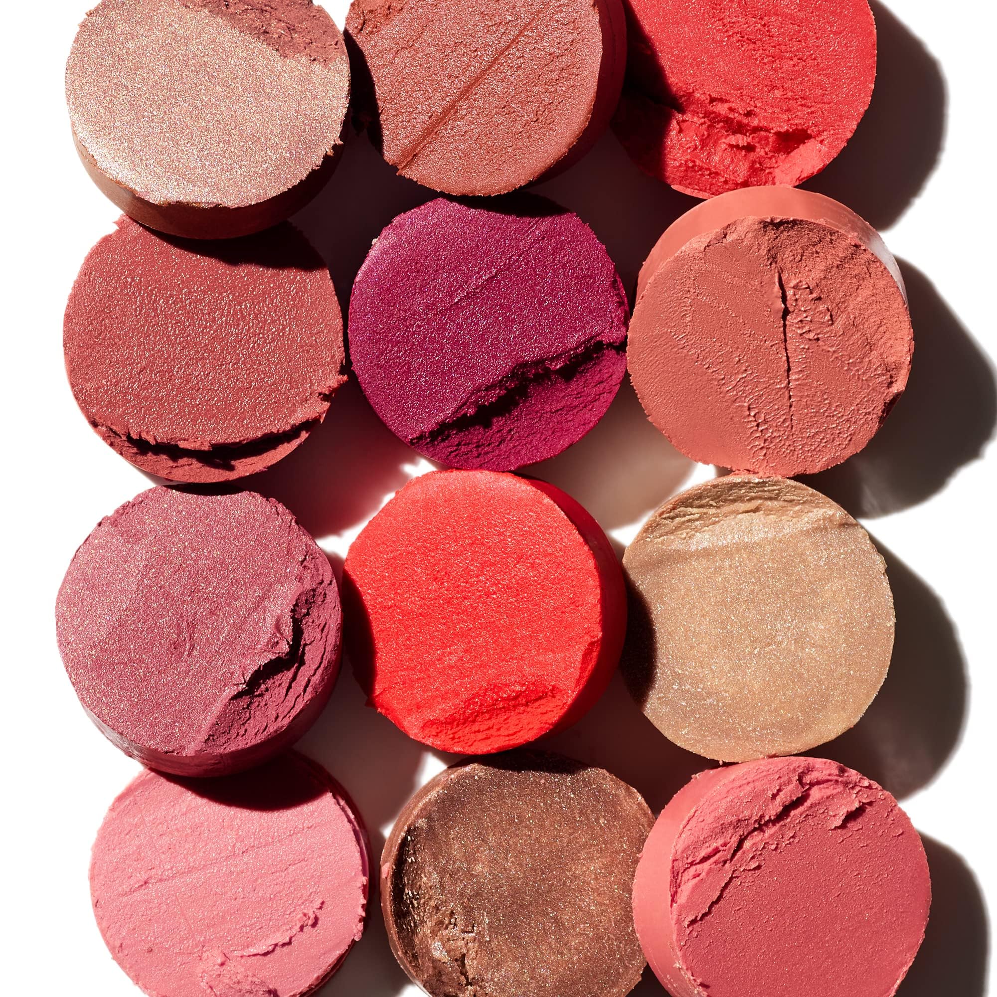 Vegan, cruelty-free formula with sustainable packaging.