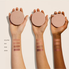 ILIA Sunshift nourishes skin with Green Tea Microalgae and Plant Based Squalane.