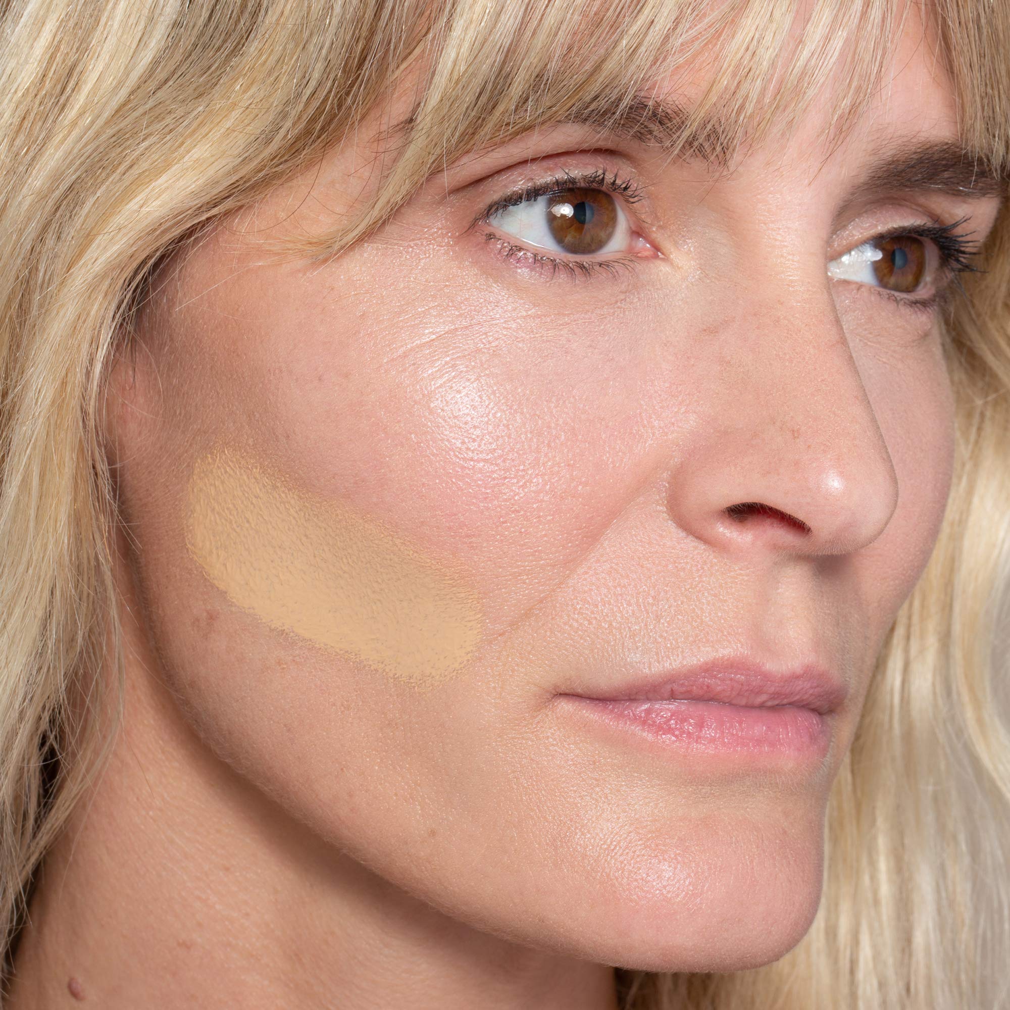 Slick pump dispensing a silky foundation texture
