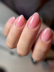 IN.HYPE Sculpting Builder Gel cures under lamp in 60 seconds for long-lasting wear.