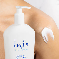 Inis seaweed extract detail emphasizing mineral hydration and skin rejuvenation.