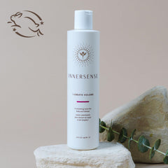 INNERSENSE I Create Volume consistency on hand demonstrates medium hold for styling.