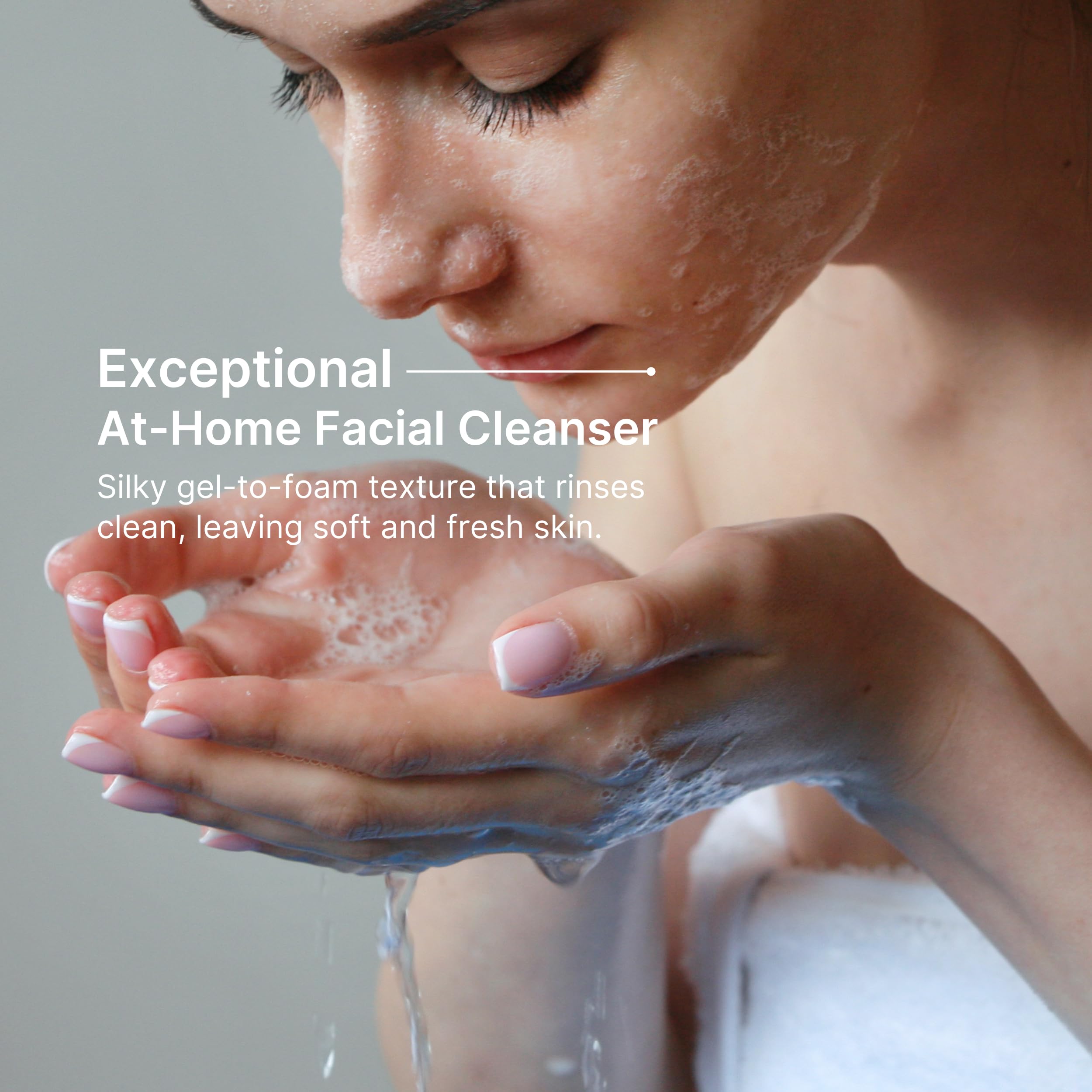 INNOAESTHETICS Deep Cleanser close-up showing lightweight cleansing action