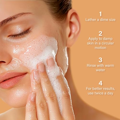 InstaNatural Vitamin C Moisturizer tub with rich cream for lasting hydration