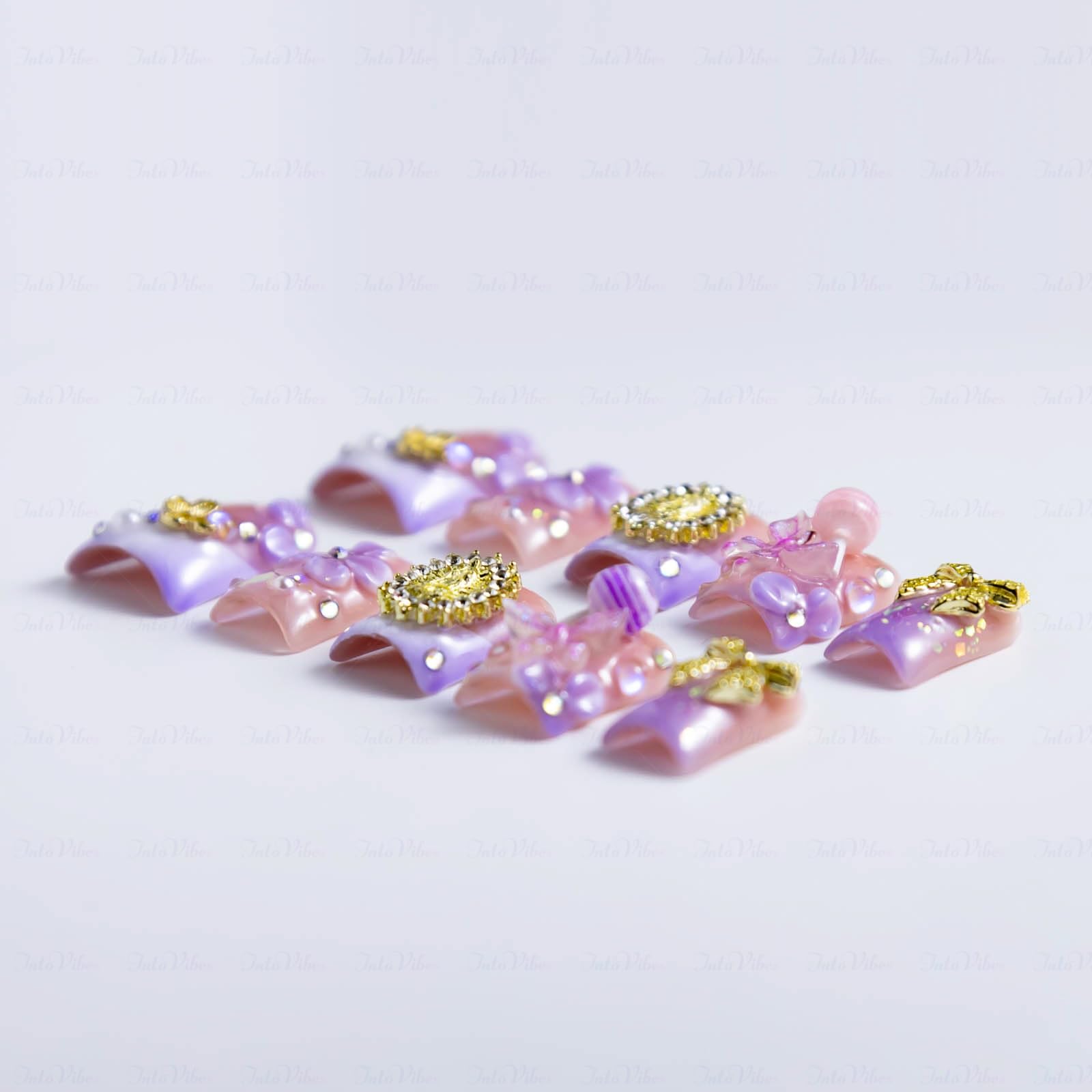 IntoVibes duck-nails featuring 3D flowers and lollipops accents.