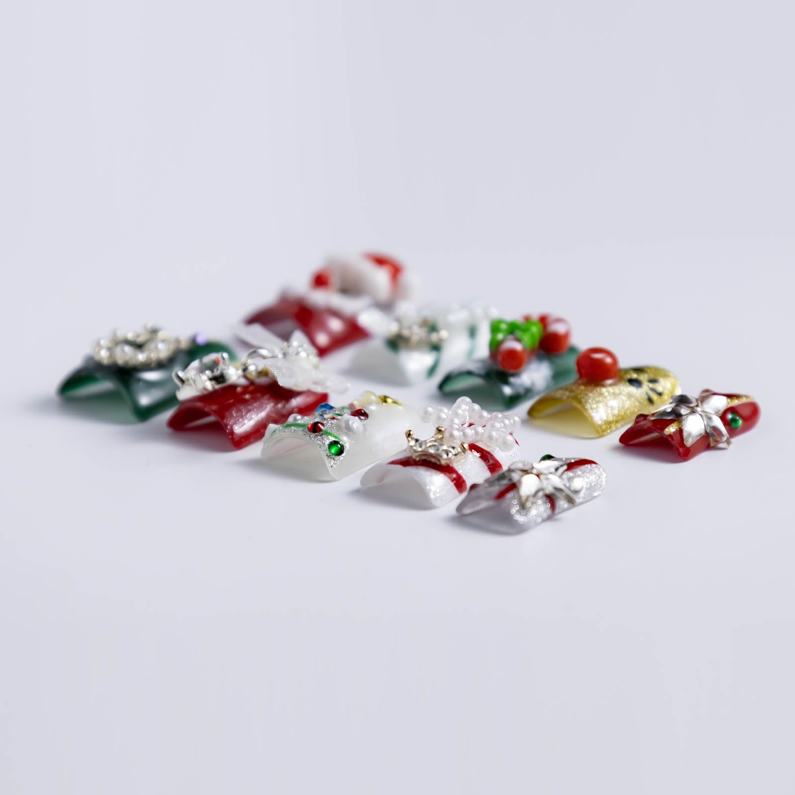 IntoVibes luxury acrylic press-on nails in red-green, reusable design.