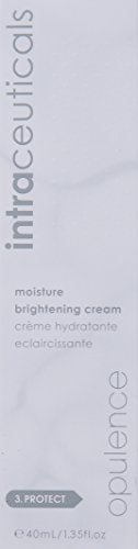 Texture swatch demonstrates creamy, smooth application for daily moisture.