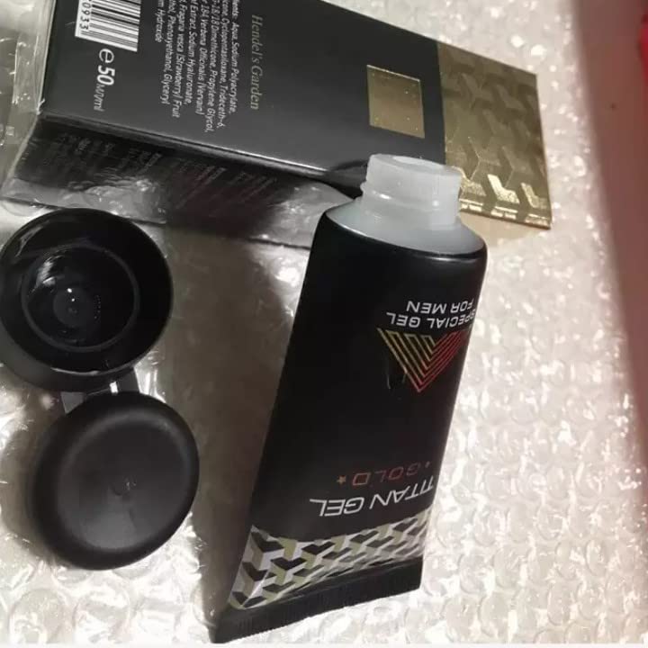 Irvy Titan Gel Gold texture close-up showing smooth gel ready for massage