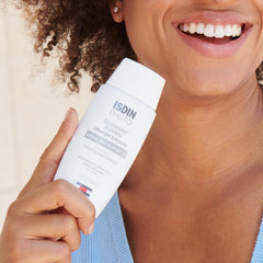 ISDIN Eryfotona Ageless swatch on skin showing even tone