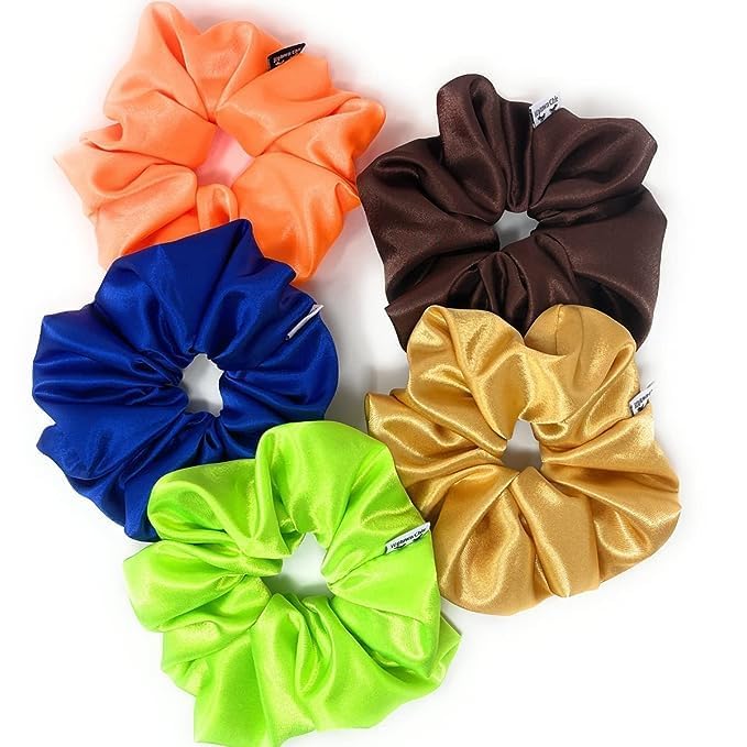 IUPTOWN CHIC satin scrunchie breakage protection for soft, frizz-free hair.