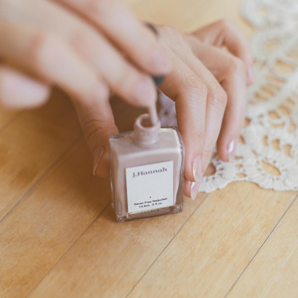 J. Hannah gluten-free polish icon communicates a safe allergen-conscious option.