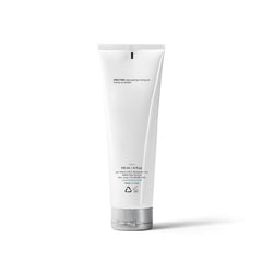 Jan Marini BodyTx drop application shows quick absorption and moisturization