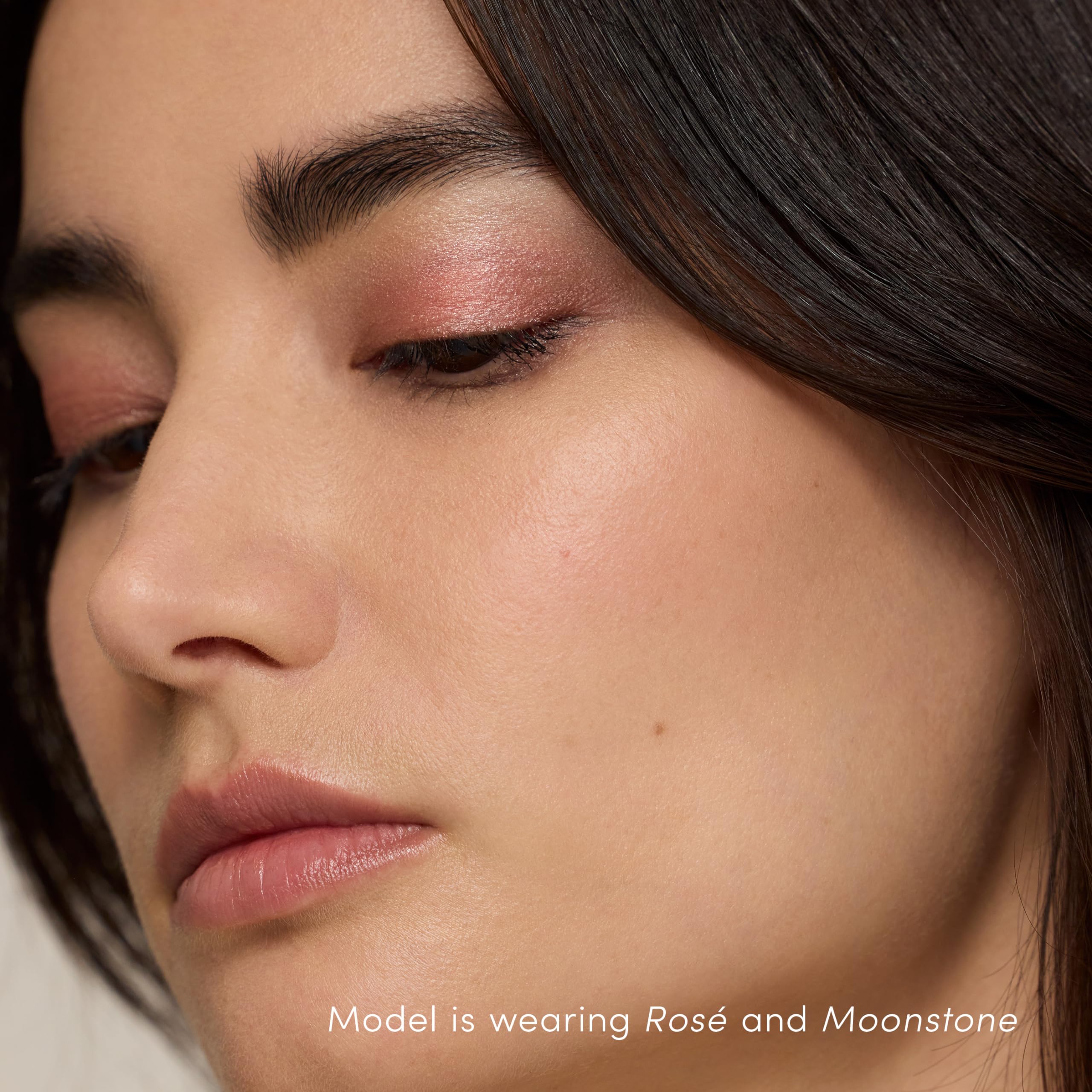 Jane Iredale ColorLuxe Eye Shadow Stick long-wear finish after blending.