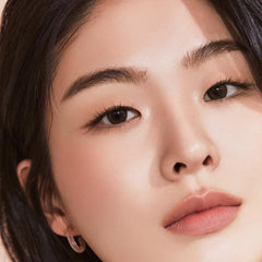 JAVIN DE SEOUL Wink Eye Primer matte finish for oil control.