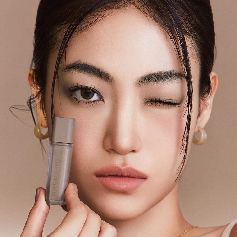 JAVIN DE SEOUL Wink Eye Primer swatches show even, blendable texture for customizable looks.
