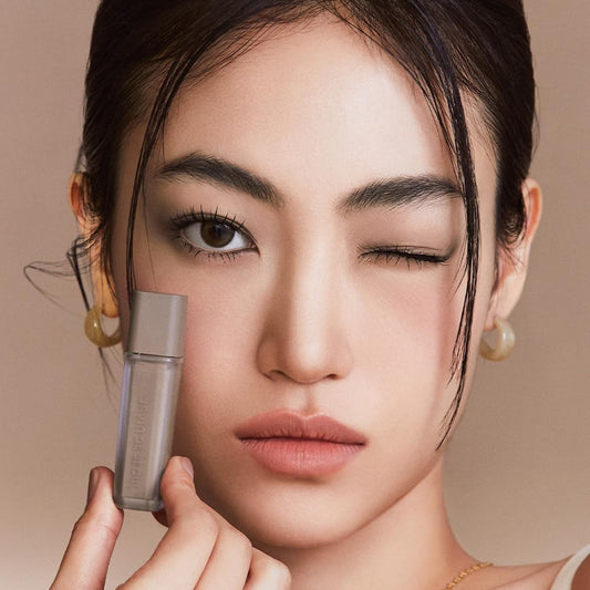 JAVIN DE SEOUL Wink Eye Primer swatches show even, blendable texture for customizable looks.