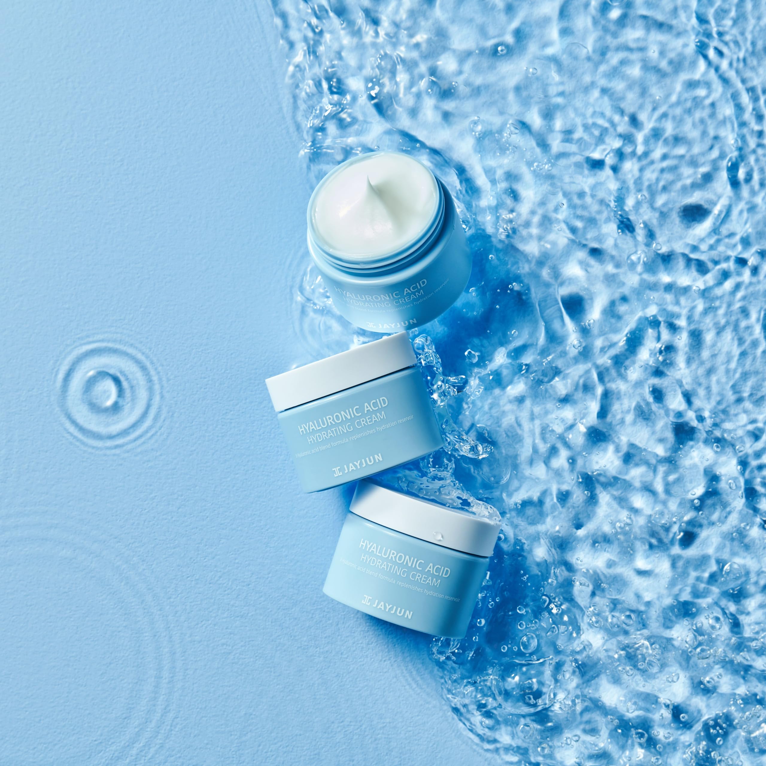 Cream texture melting into the skin with feather-light finish, JAYJUN Hyaluronic Cream.