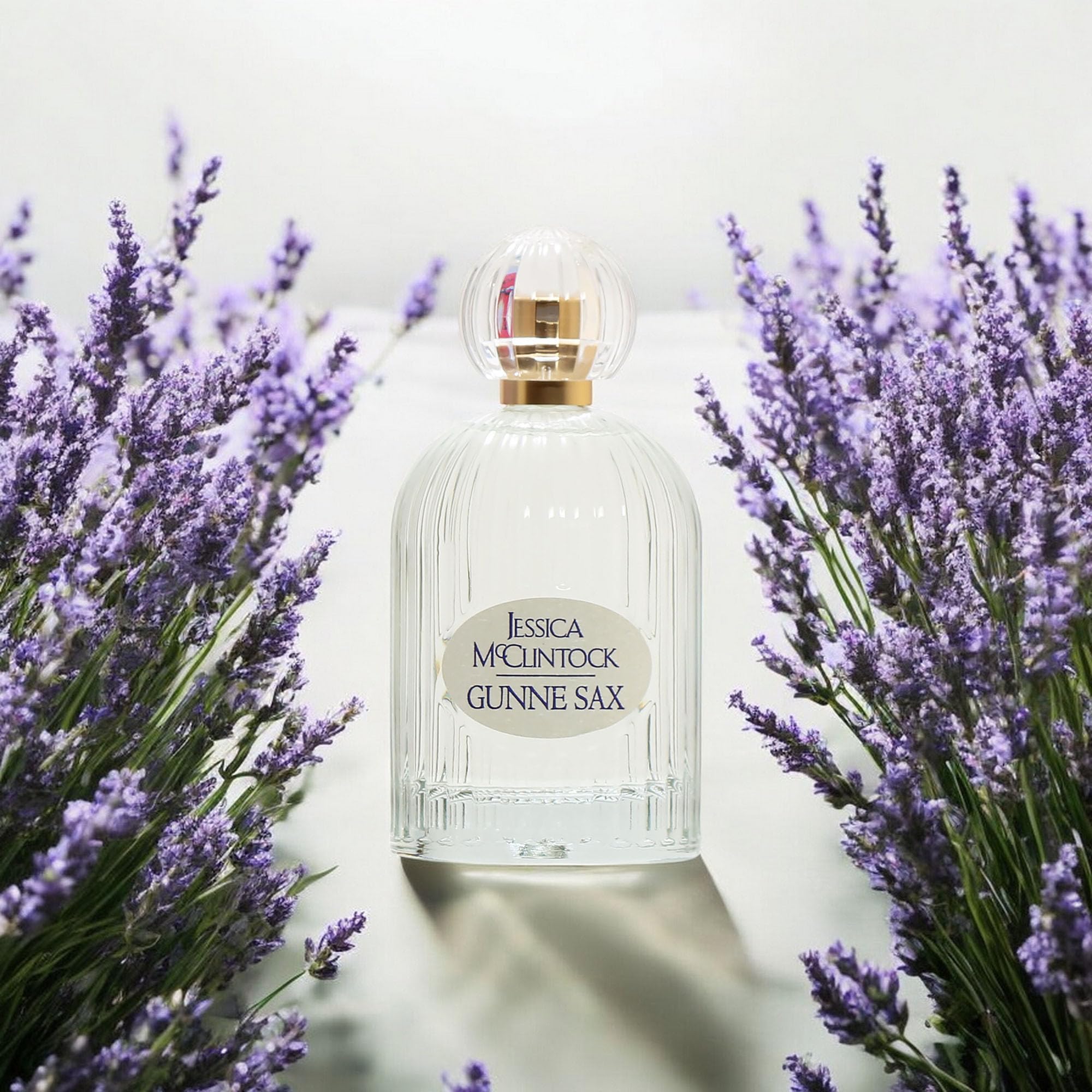 Jessica McClintock Gunne Sax 3-4-oz-spray provides generous daily wear.