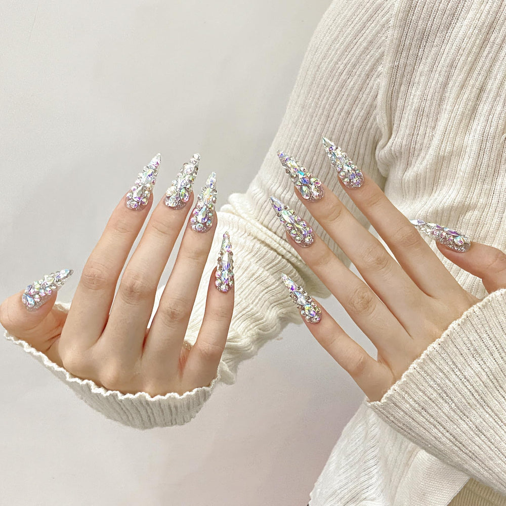 JIEADJIE hand-painted nail art press-ons showing detailed artistry