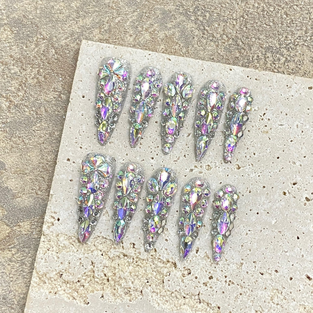 JIEADJIE press-on nails laser illusion style for a party-ready look