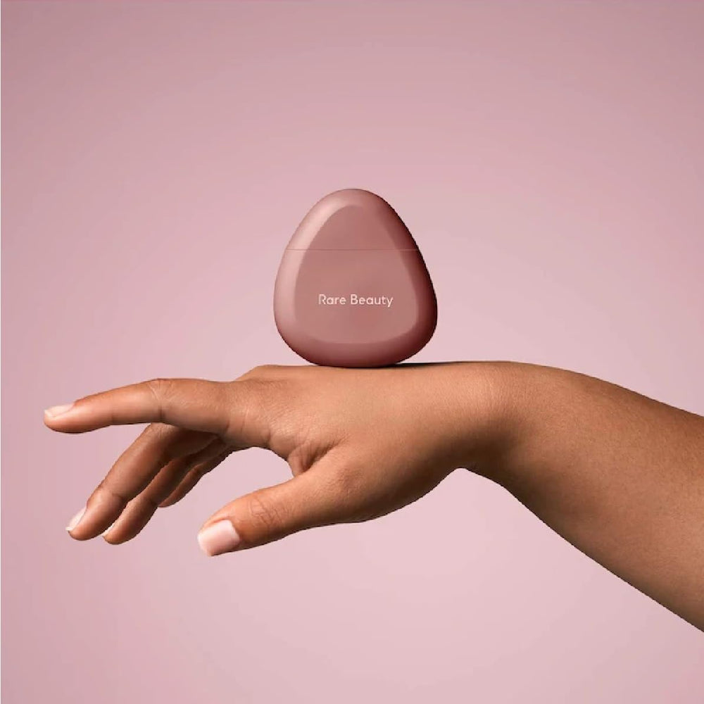 Soft skin after applying JIGME CALA R.a.r.e hand cream.